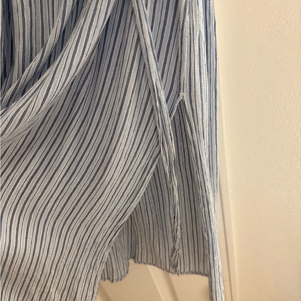 Billabong Light Blue and White Striped Maxi Dress - Picture 5 of 6
